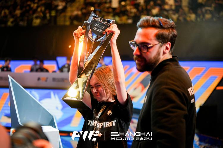 Maybe预感会宰猪前往TI12，利雅得中国战队深陷泥潭