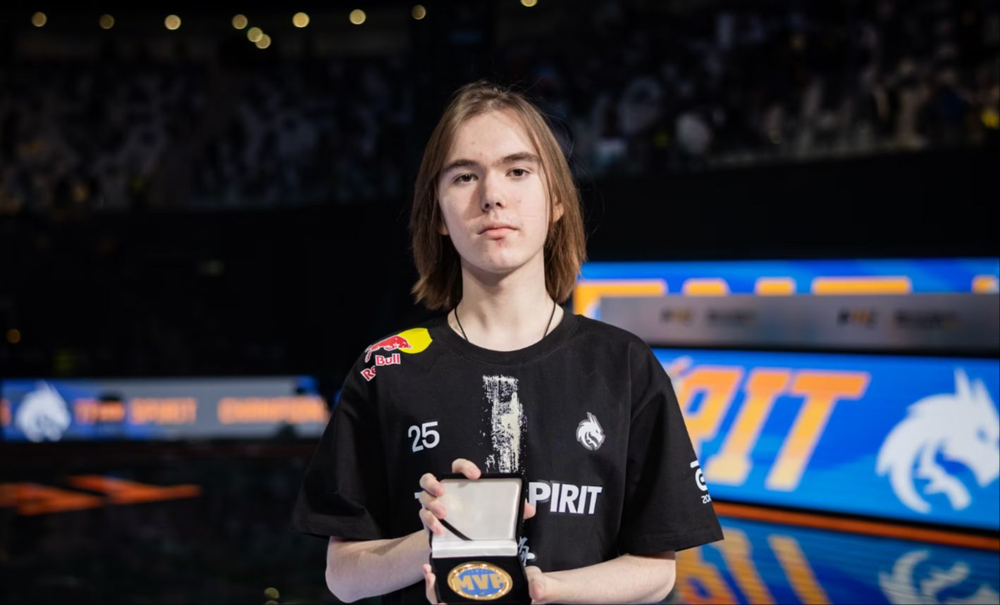 在MSI小组赛收官之后，来自LEC赛区的XL战队也开始针对NA了： 我们（四大赛区）之中有一个冒名顶替者