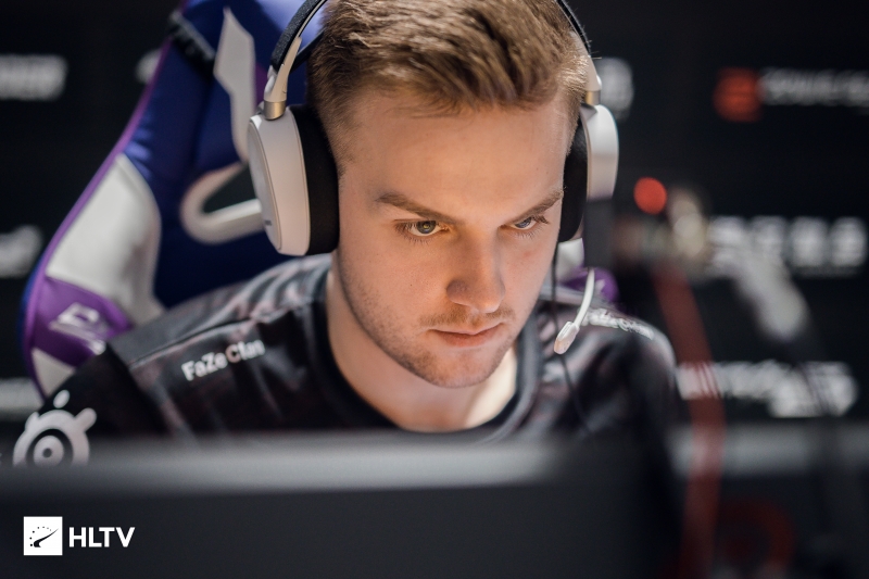 2025LPL全明星周末每日票数汇总：Jiejie依旧最高